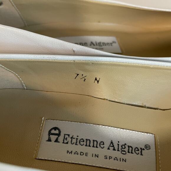 Etienne Aigner Womens Size 7.5 N White Ivory Leather Slip Classic Shoe Low Heels - Picture 8 of 8